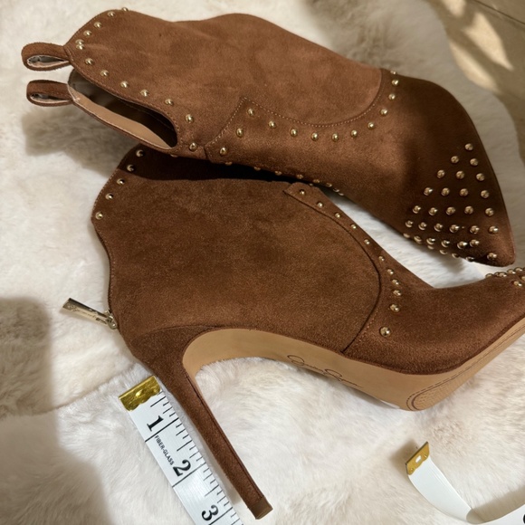 Jessica Simpson Pixellez ankle bootie! - Picture 5 of 5
